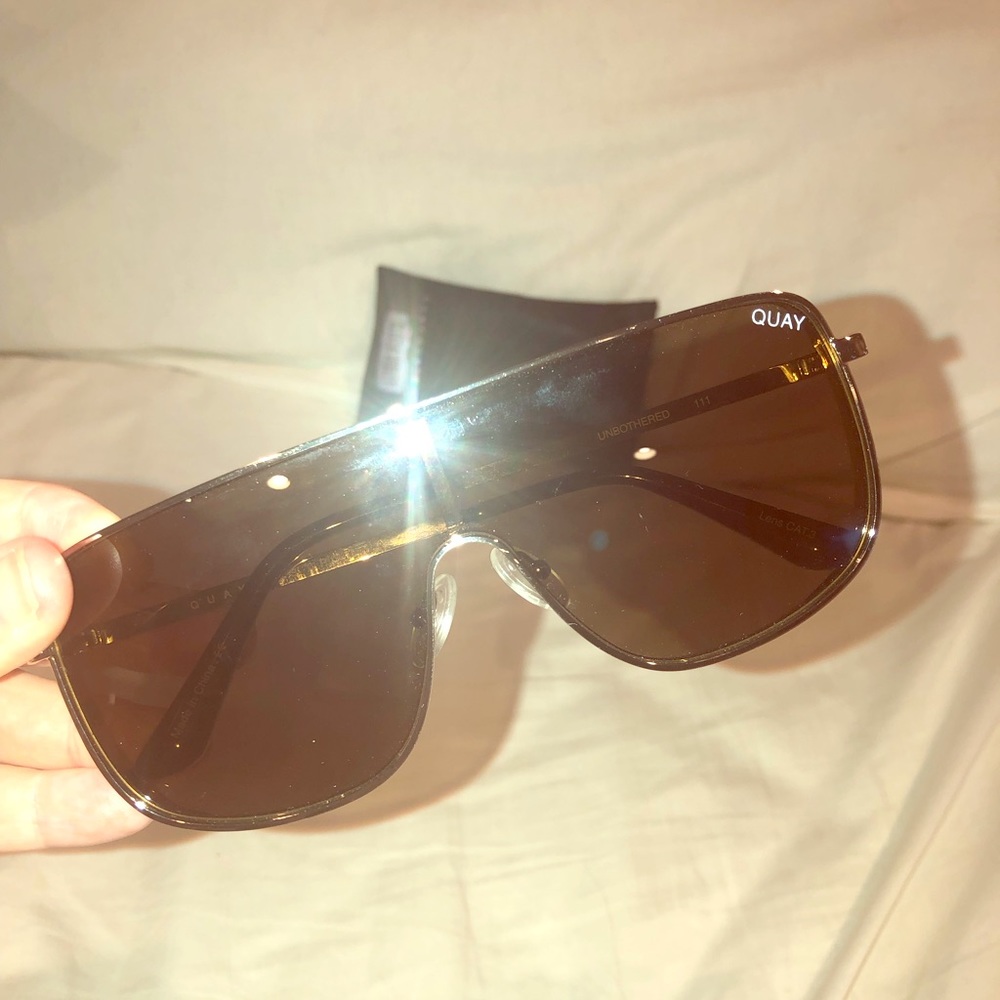 Quay sunnies